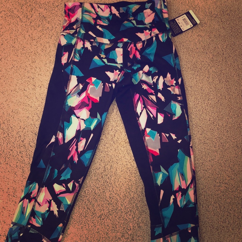 Two sided leggings with patterns on one side